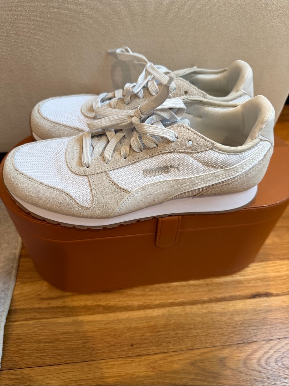 Puma Women's White & Cream Retro Runner Sneakers